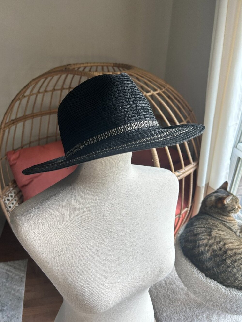 Time and Tru Black Woven Straw Sun Hat Open Weave Wide Brim One Size